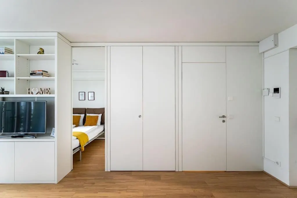 Hm • New Studio By Wu & Messe Apartment Vienna