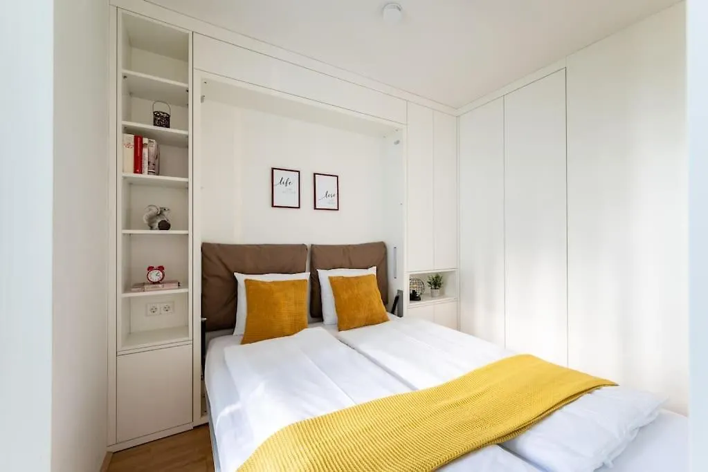 Hm • New Studio By Wu & Messe Apartment Vienna