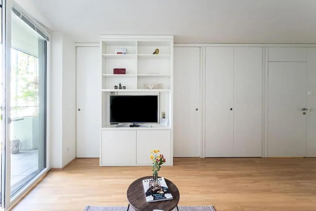 Hm • New Studio By Wu & Messe Apartment Vienna